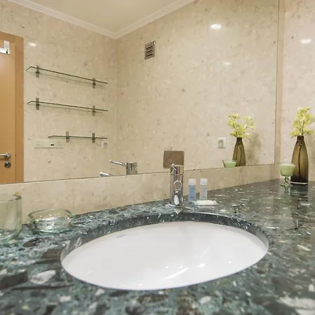 شقة Lovelystay - Modern In Anjos