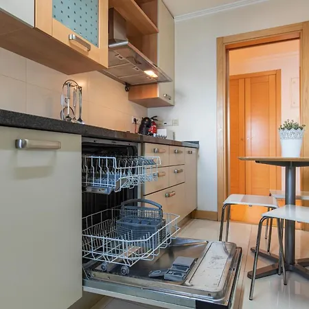 Lovelystay - Modern In Anjos Appartement Lissabon