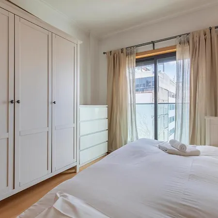 Lovelystay - Modern In Anjos Lissabon