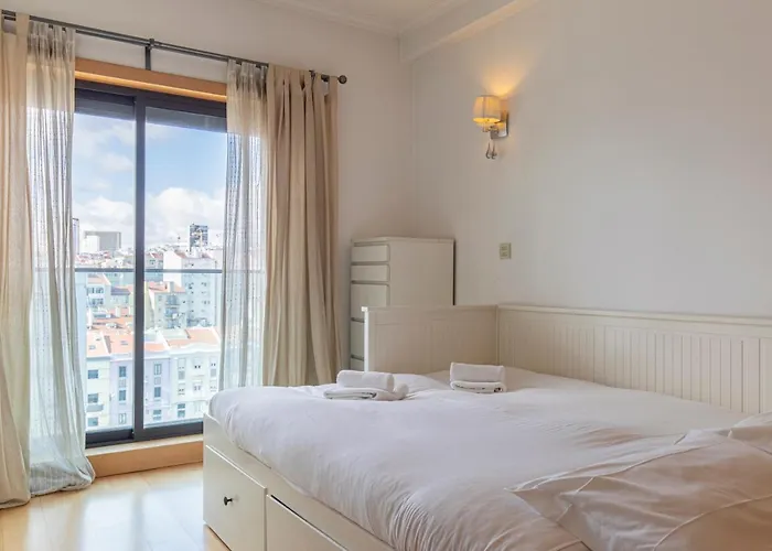 Lovelystay - Modern In Anjos * Lisbon