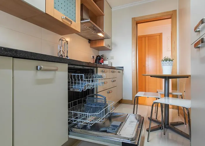 Lovelystay - Modern In Anjos Apartment Lisbon